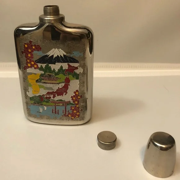 Vintage antique EUC metal flask embossed Japan map - Picture 11 of 17
